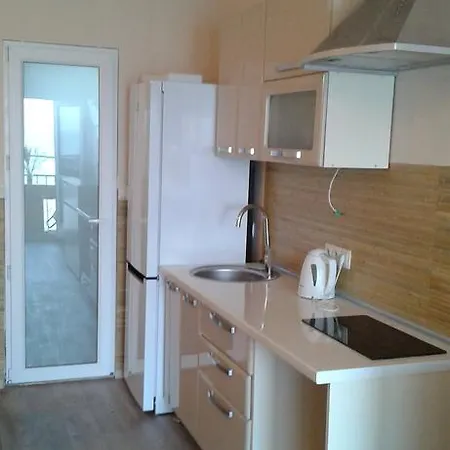 Moe Apartment *